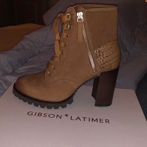 Gibson Latimer Boots- Never been worn. Size 7